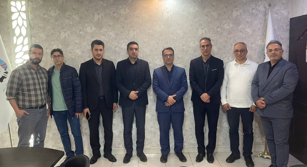 نشست هم‌اندیشی با معاون محترم توسعه مدیریت و منابع انسانی استانداری گیلان و مدیرکل محترم فناوری اطلاعات و شبکه دولت استانداری گیلان